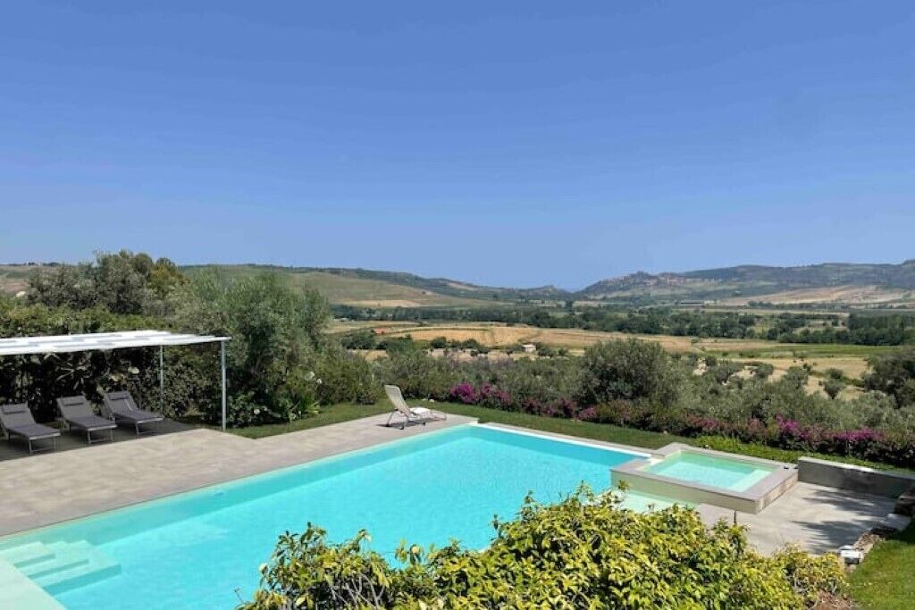 Photo of Outdoor in Amaroni