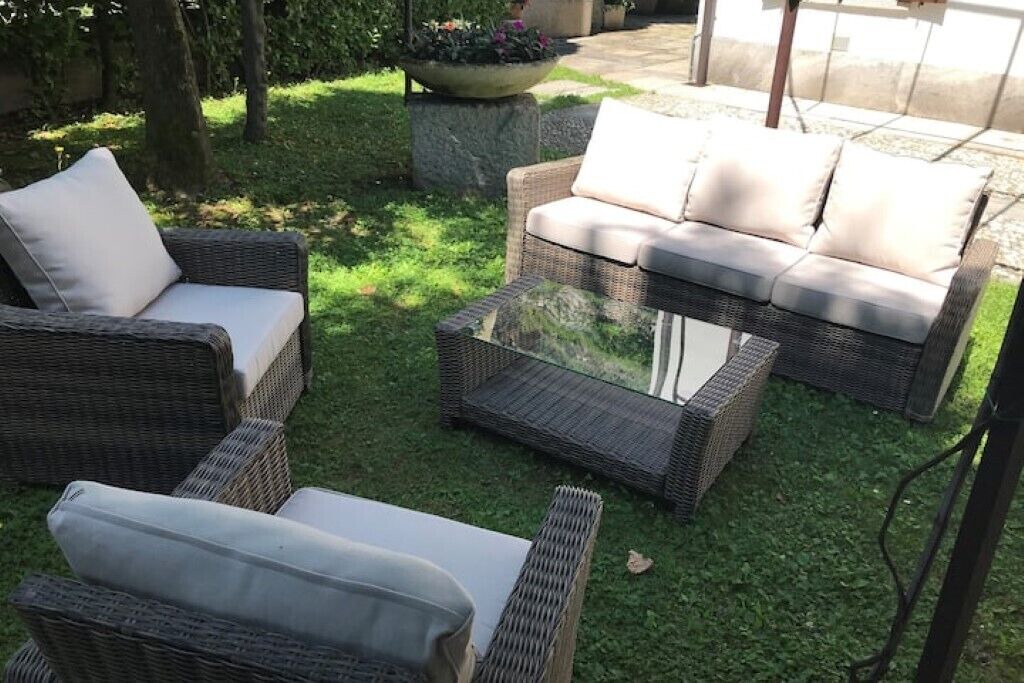Photo of Patio Balcony in Nebbiuno