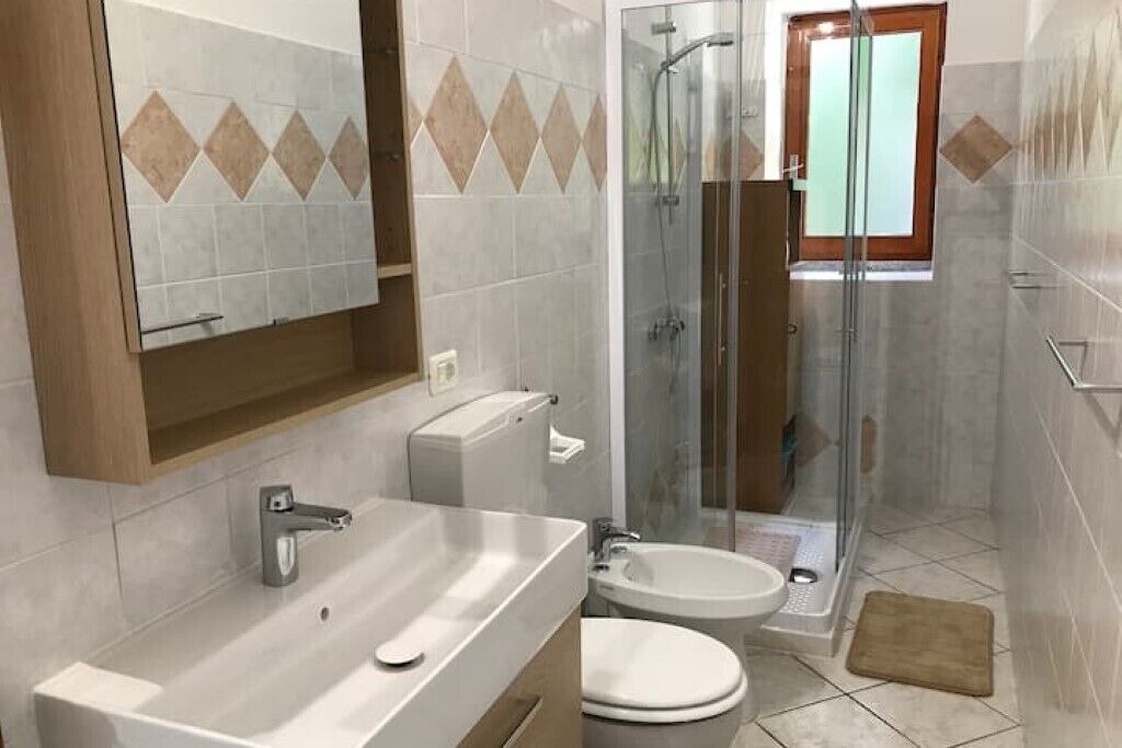 Photo of Bathroom in Nebbiuno