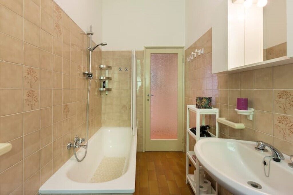 Photo of Bathroom in Nebbiuno
