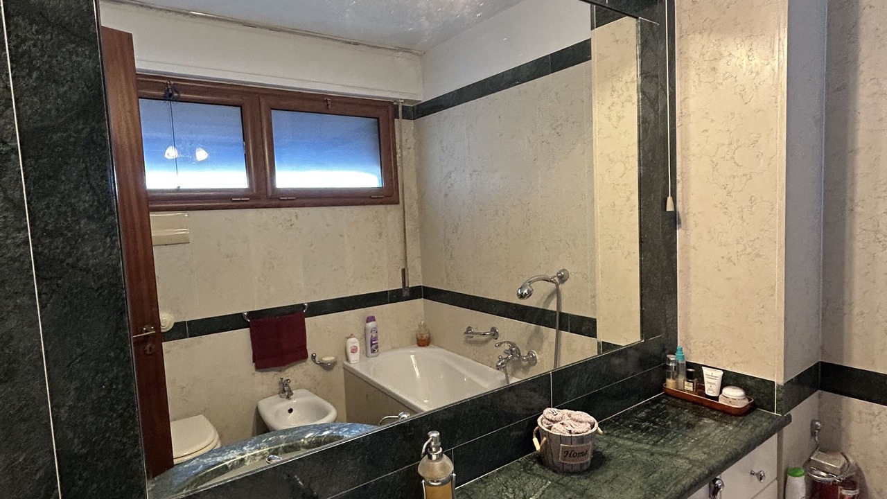 Photo of Bathroom in Addaura
