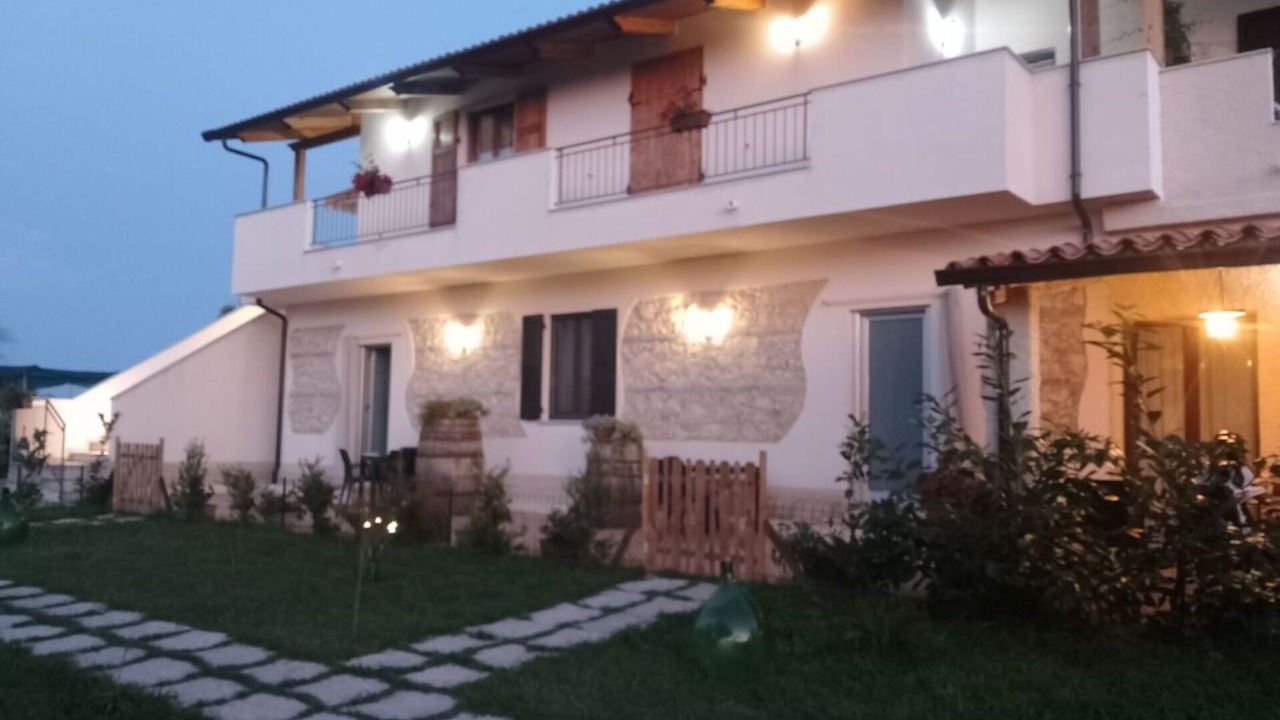 Photo of Patio Balcony in Zambrone