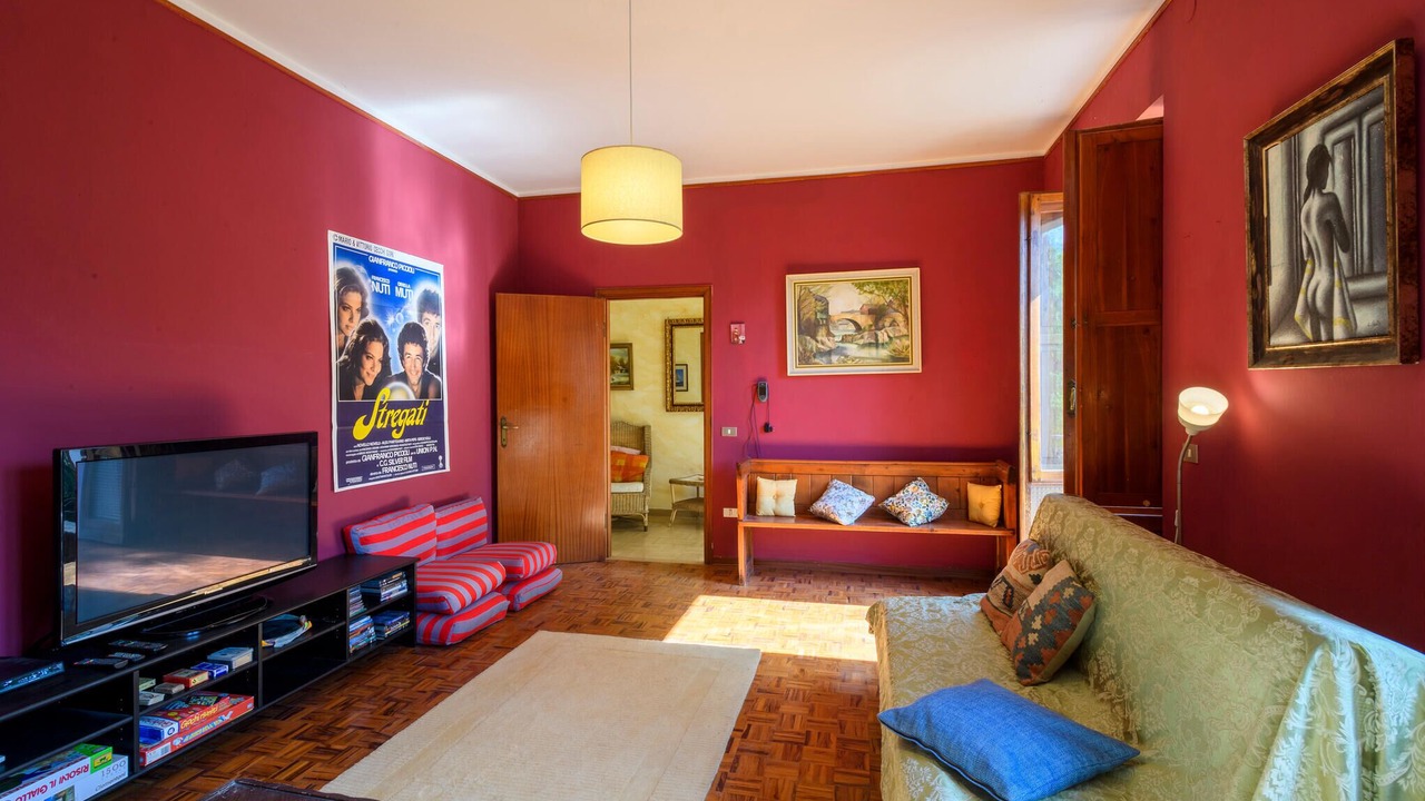 Photo of Bedroom in Montefelcino