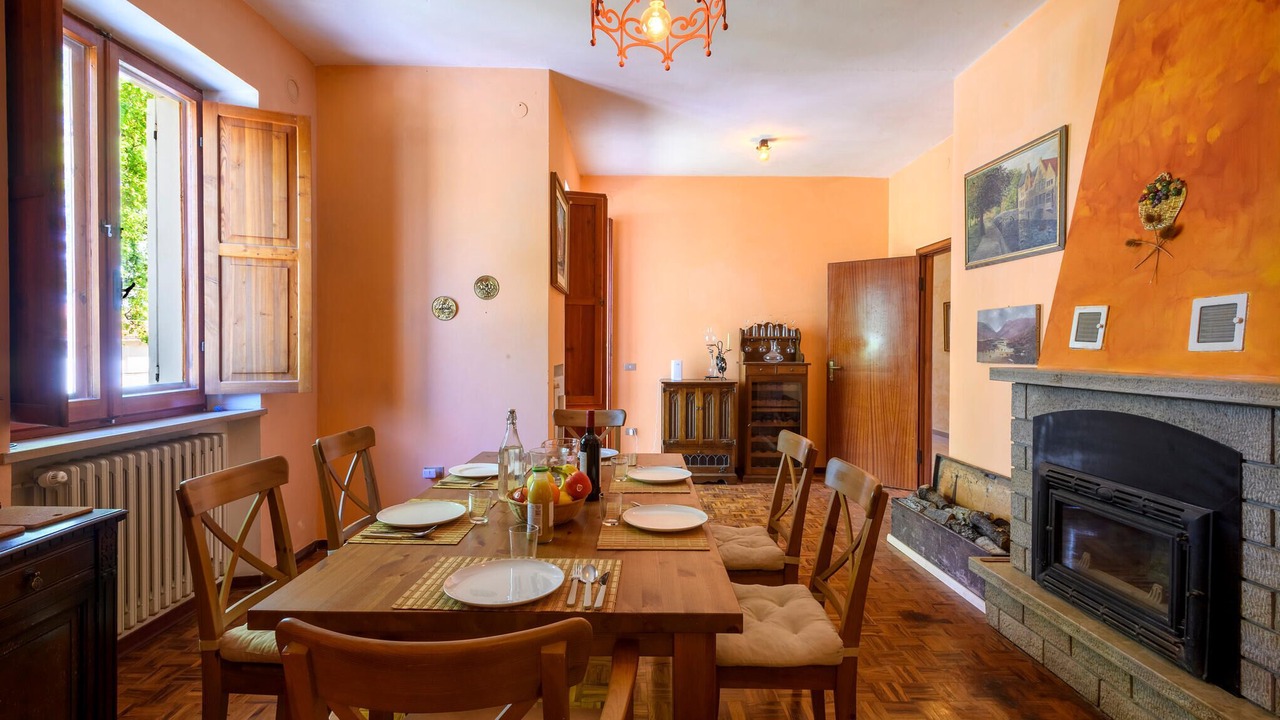 Photo of Bedroom in Montefelcino