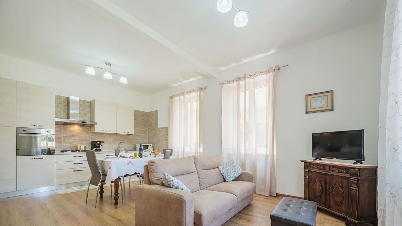 Photo of Bedroom in Massa