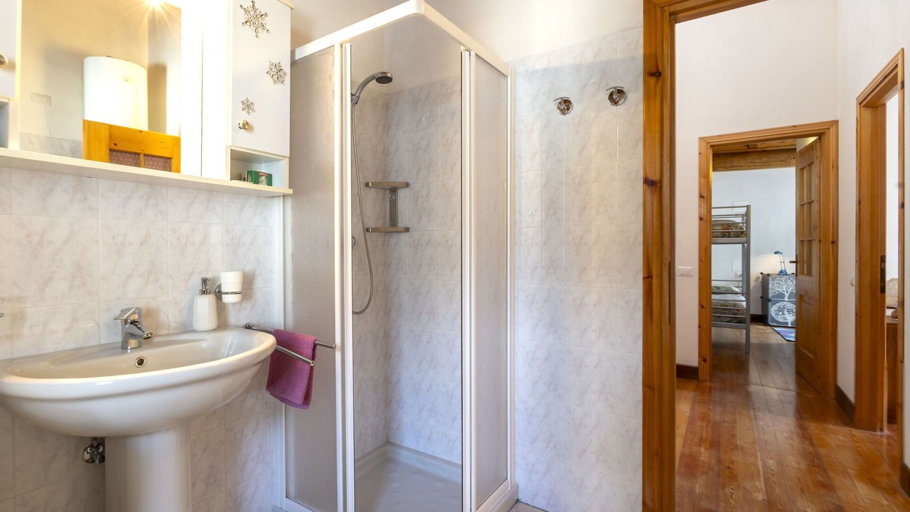 Photo of Bathroom in Isola