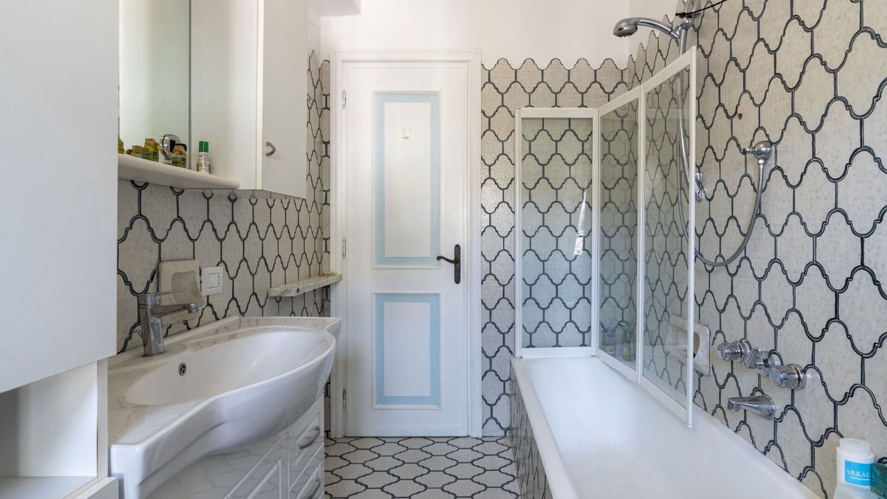 Photo of Bathroom in Laigueglia