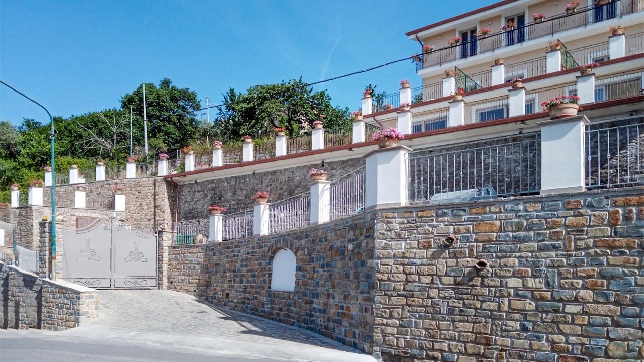 Photo of Others in Laureana Cilento