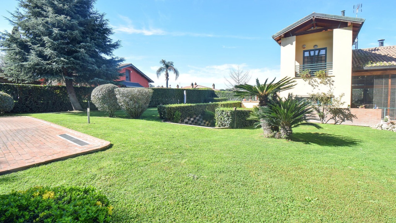 Photo of Others in Settecamini