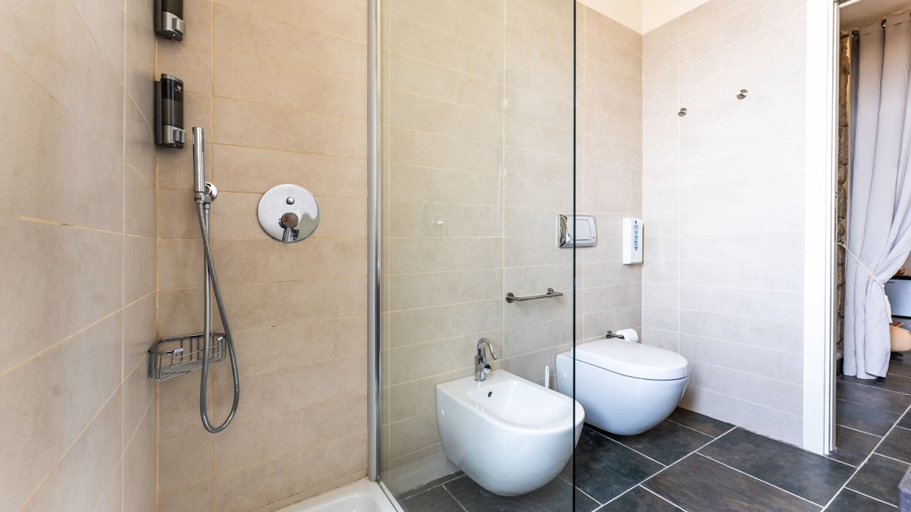 Photo of Bathroom in Gesturi