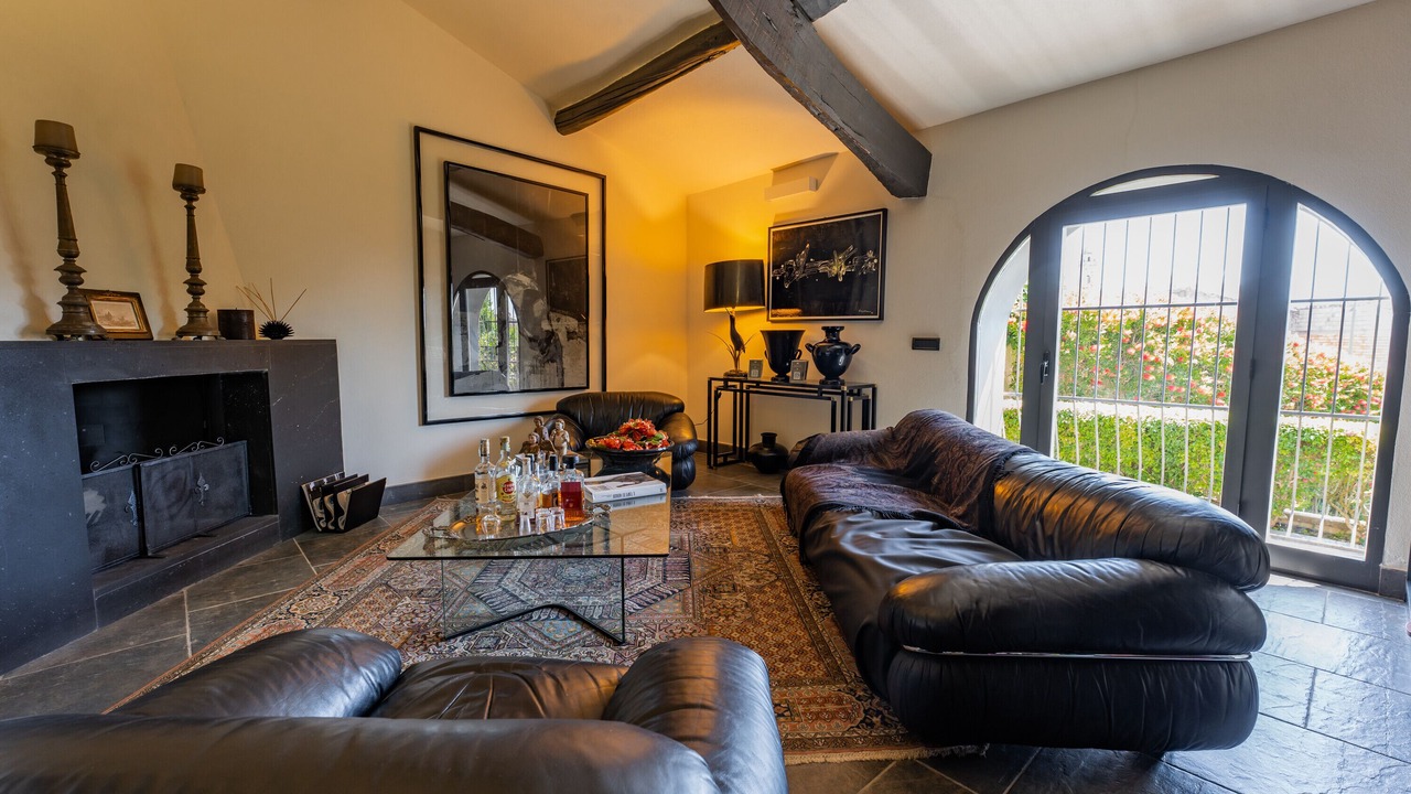 Photo of Livingroom in Gesturi