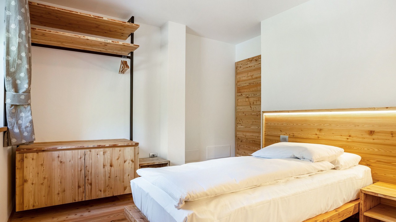 Photo of Bedroom in Rabbi