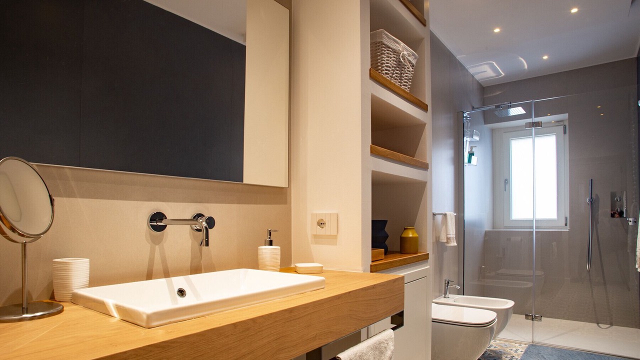 Photo of Bathroom in Brindisi Histotic Center