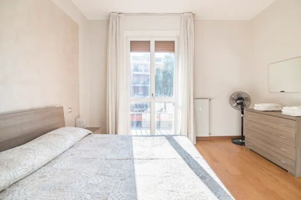 Photo of Bedroom in Como