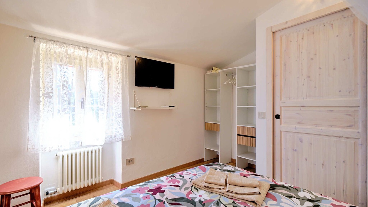 Photo of Bedroom in Costermano