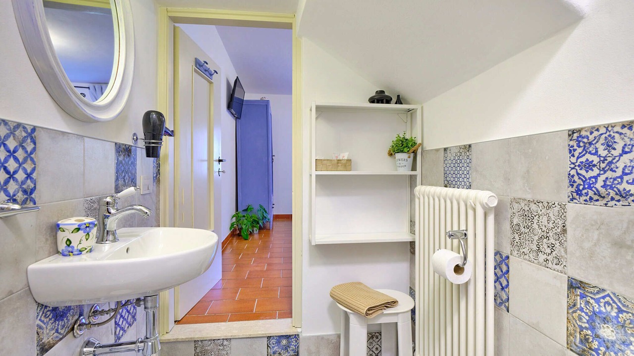 Photo of Bathroom in Costermano