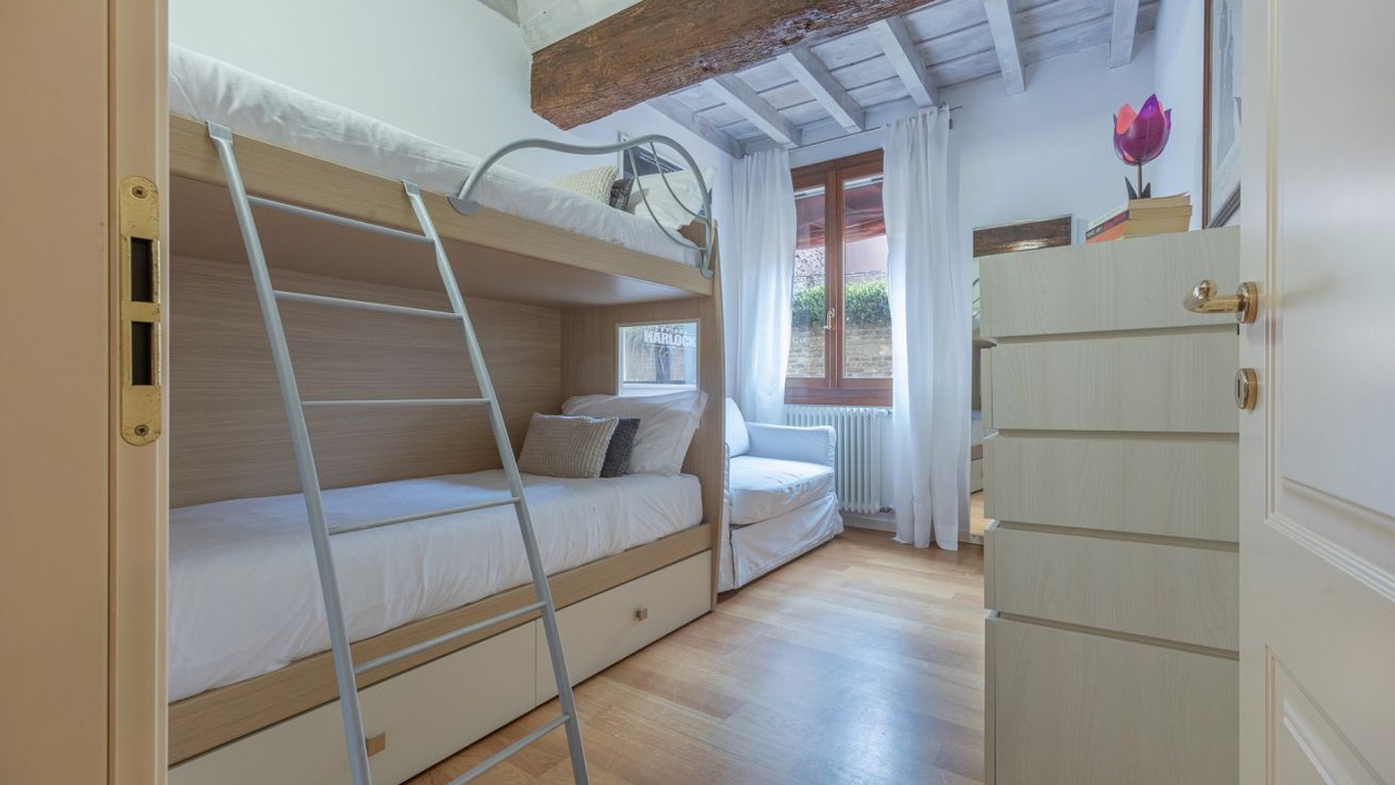 Photo of Bedroom in Ferrara Historic Centre