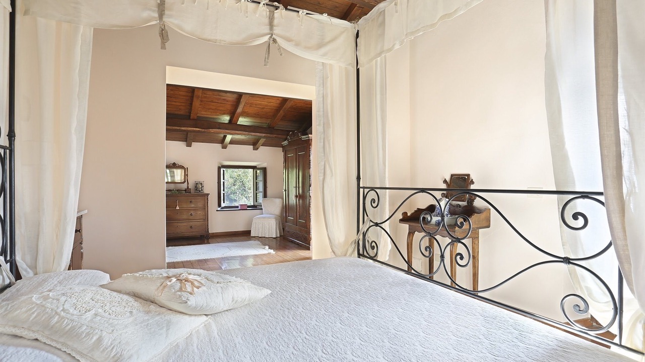 Photo of Bedroom in Castiglione di Garfagnana