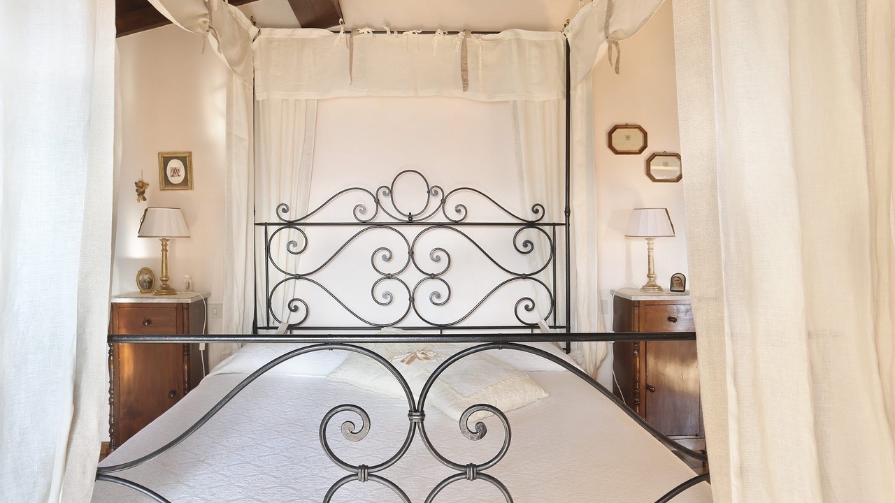 Photo of Bedroom in Castiglione di Garfagnana