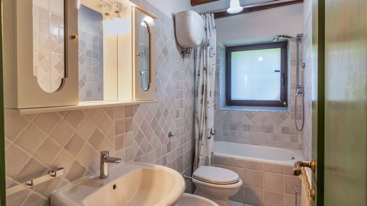 Photo of Bathroom in Sovicille