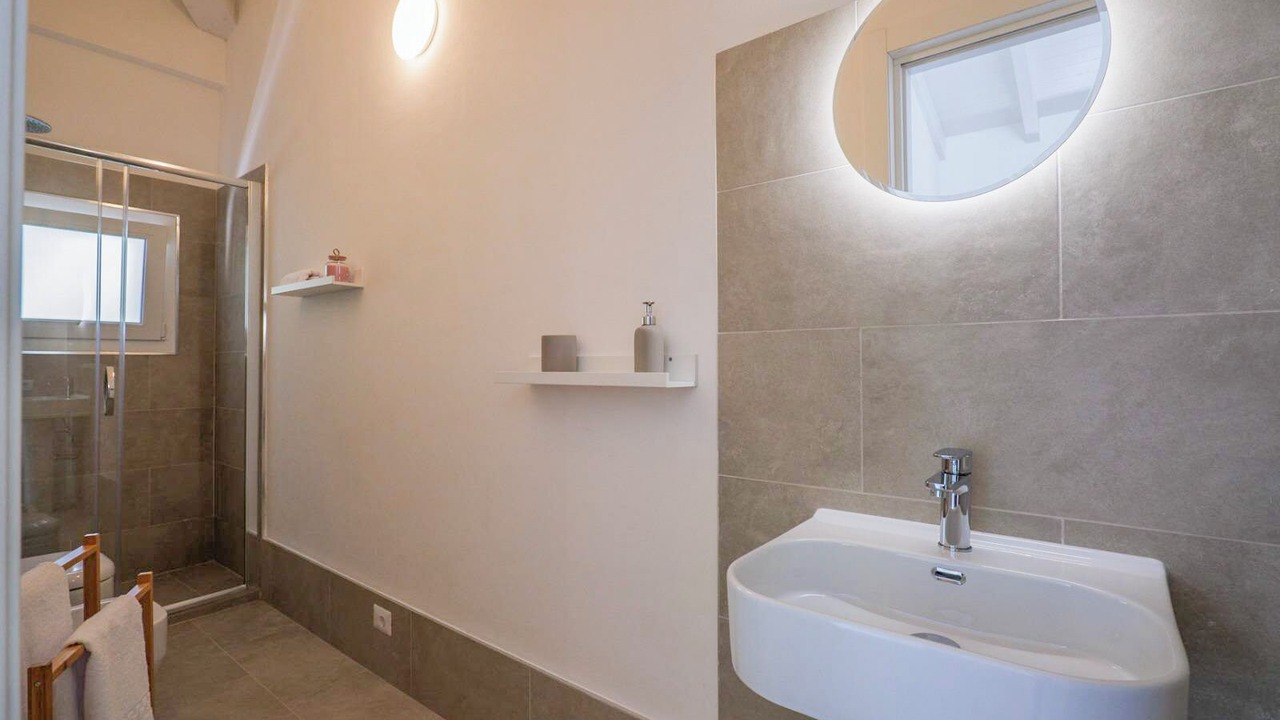 Photo of Bathroom in Someraro