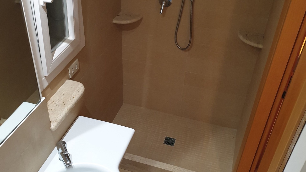 Photo of Bathroom in Nettuno