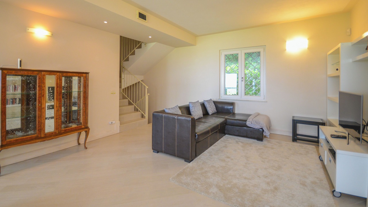 Photo of Livingroom in Cunettone-villa