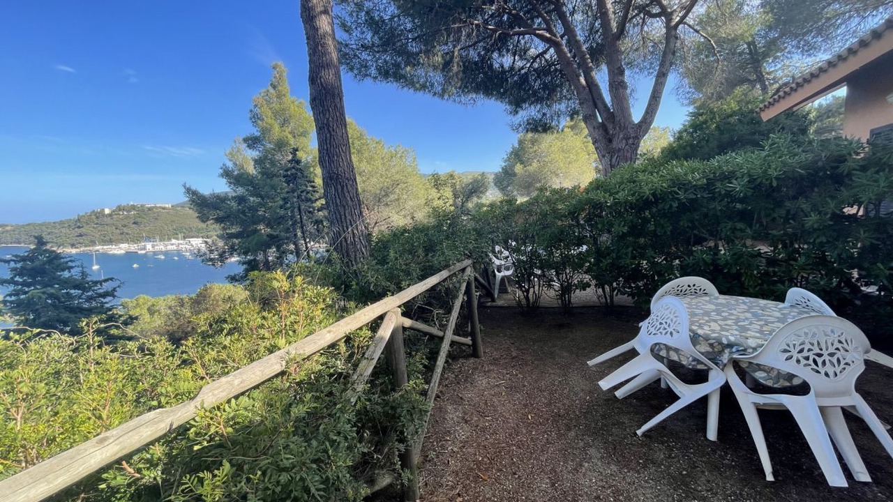 Photo of Outdoor in Mola