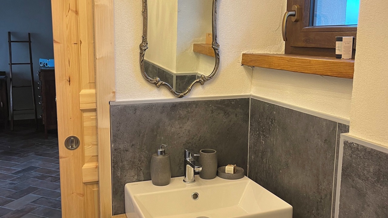 Photo of Bathroom in Merana
