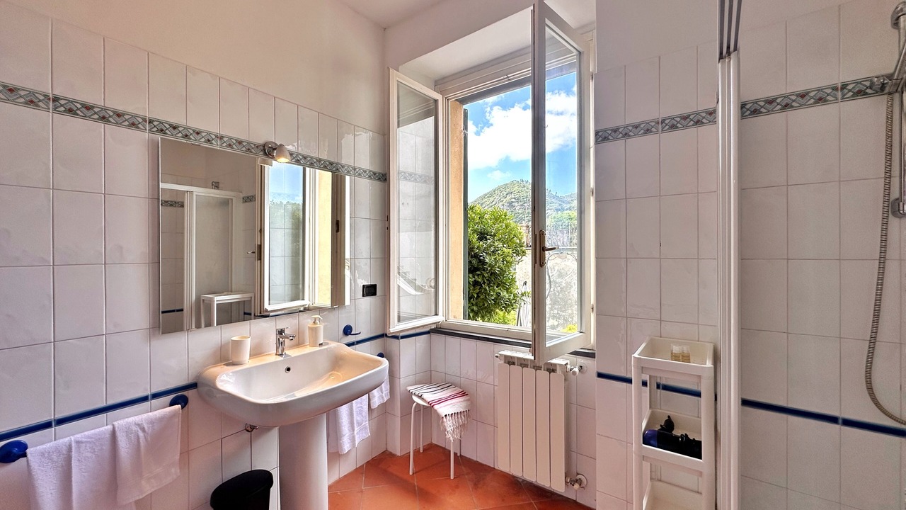Photo of Bathroom in Castiglione Chiavarese