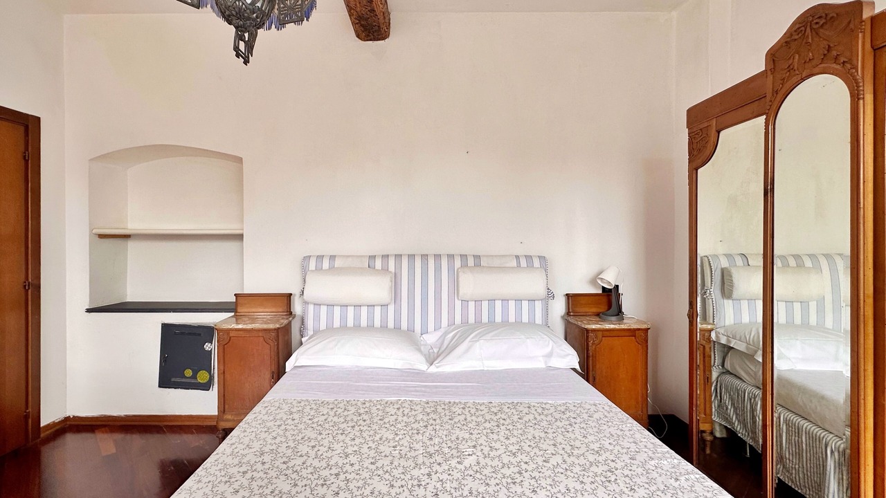Photo of Bedroom in Castiglione Chiavarese