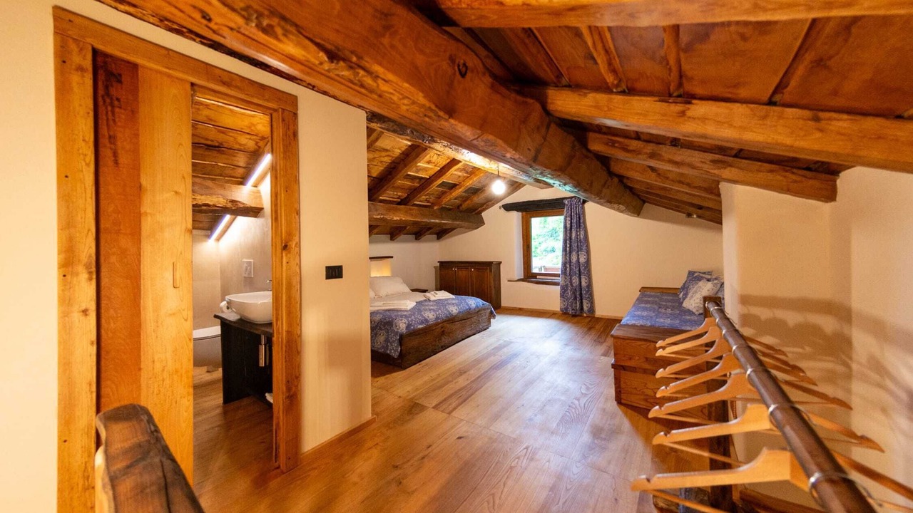 Photo of Bedroom in Cairo Montenotte