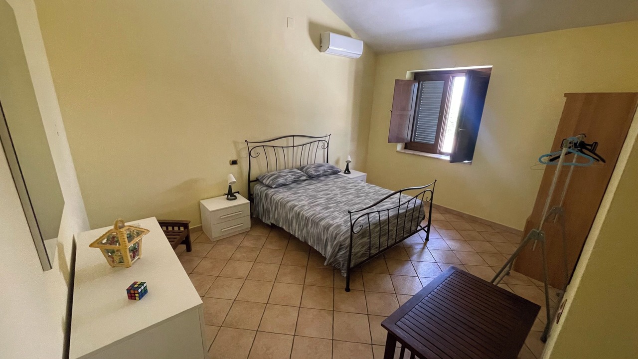 Photo of Bedroom in Eboli