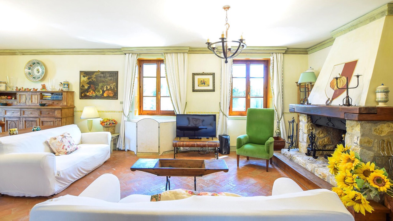 Photo of Bedroom in Melezzole