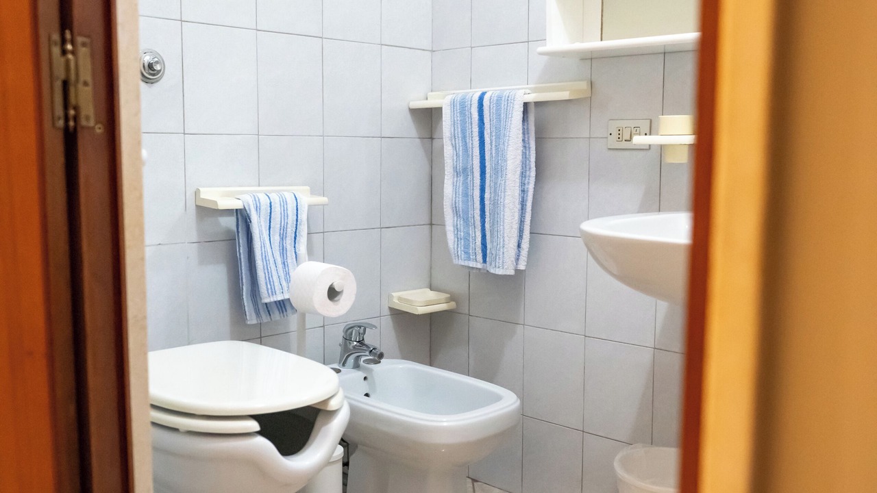 Photo of Bathroom in Trinitapoli