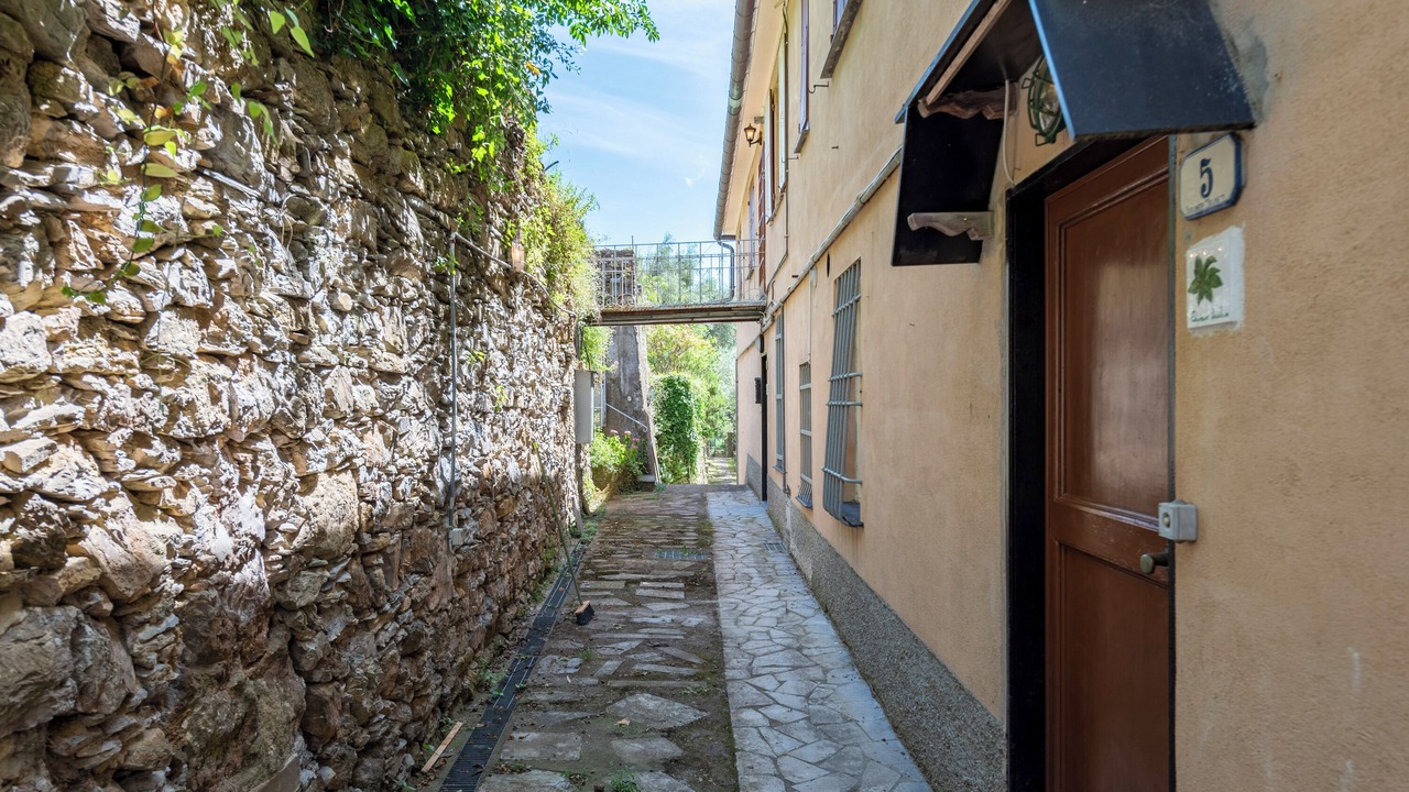 Photo of Others in Recco