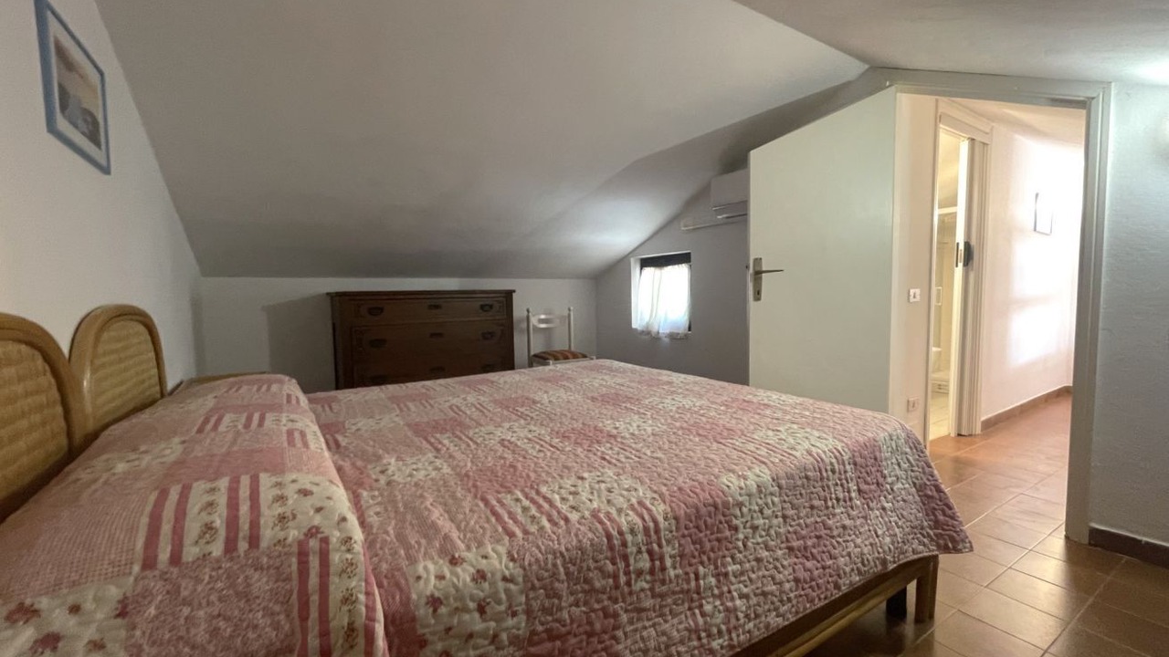 Photo of Bedroom in Mola