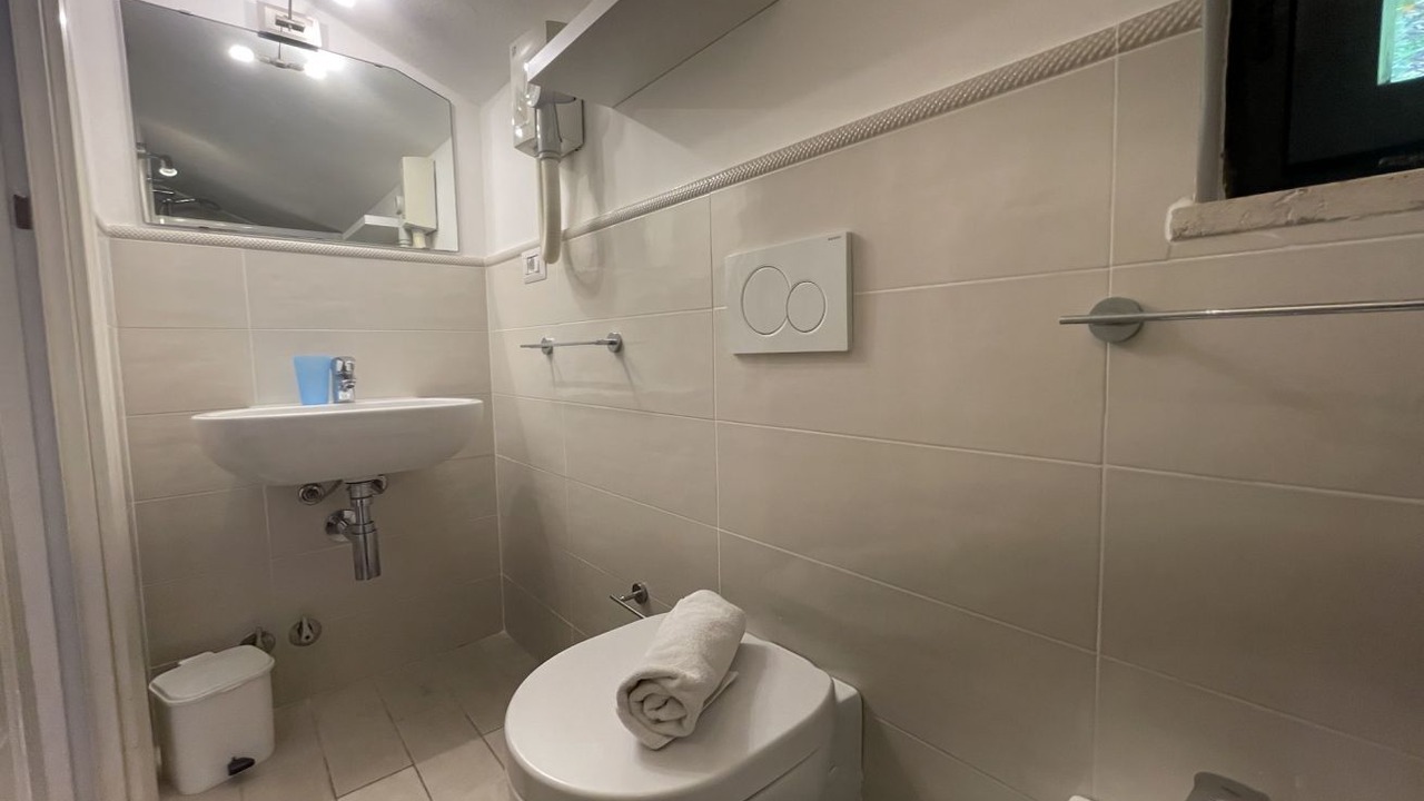 Photo of Bathroom in Mola