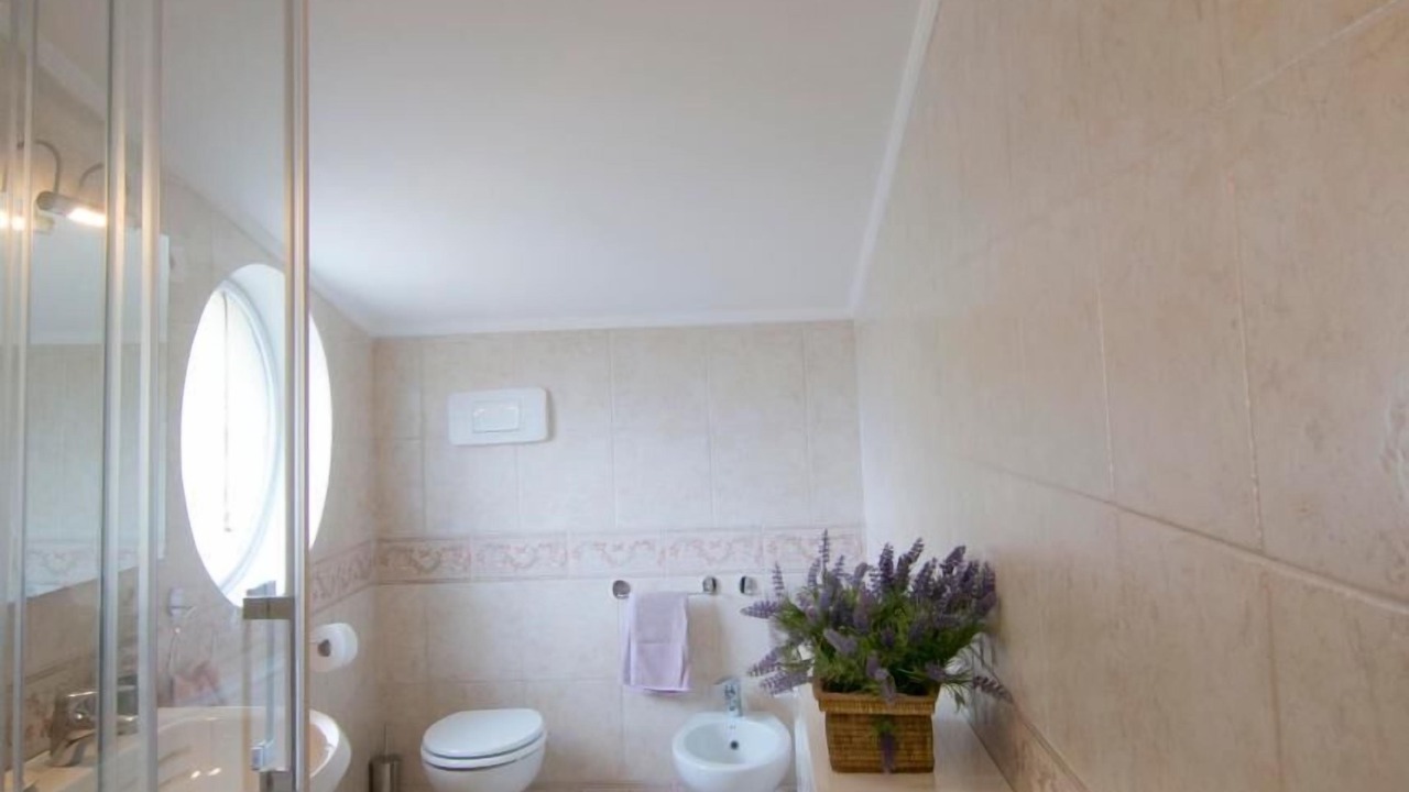 Photo of Bathroom in Historical Downtown Salerno