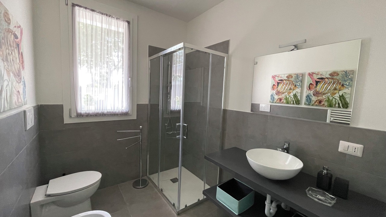 Photo of Bathroom in Lido delle Nazioni
