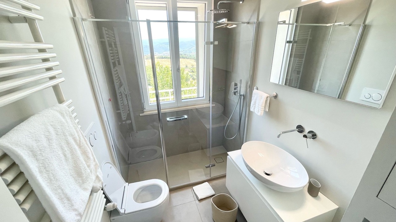 Photo of Bathroom in Ocenelli