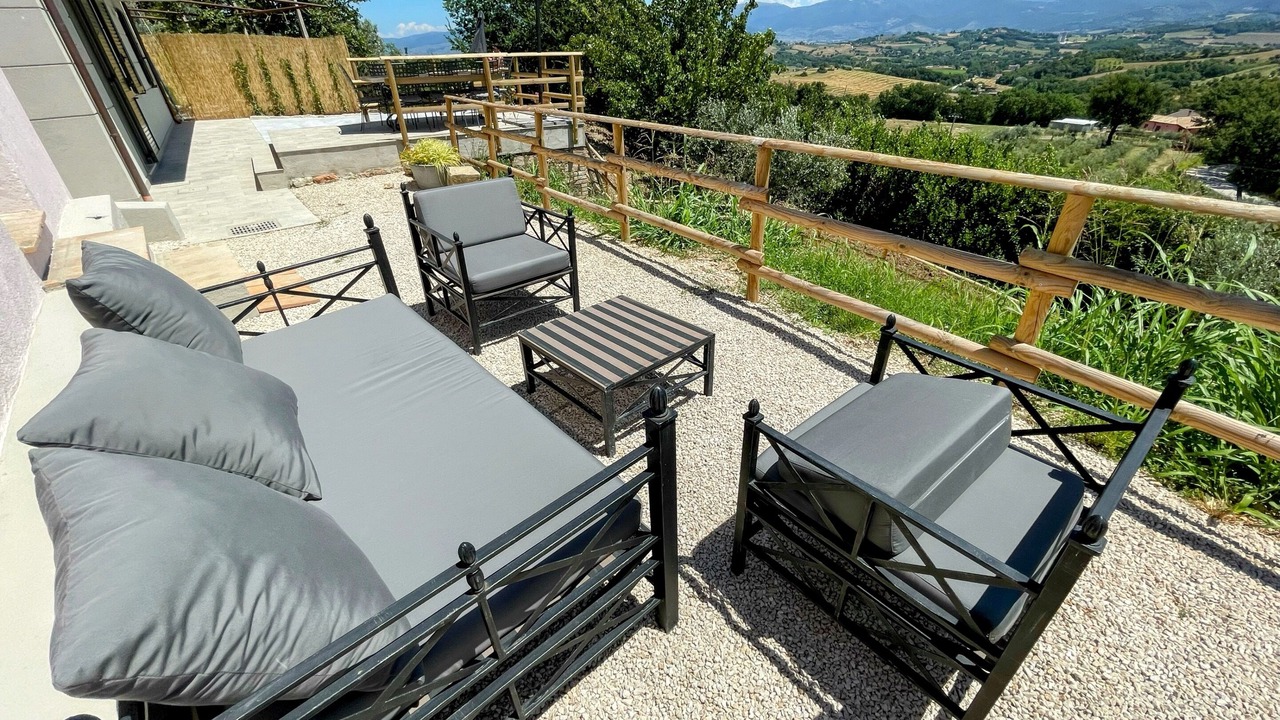 Photo of Patio Balcony in Ocenelli