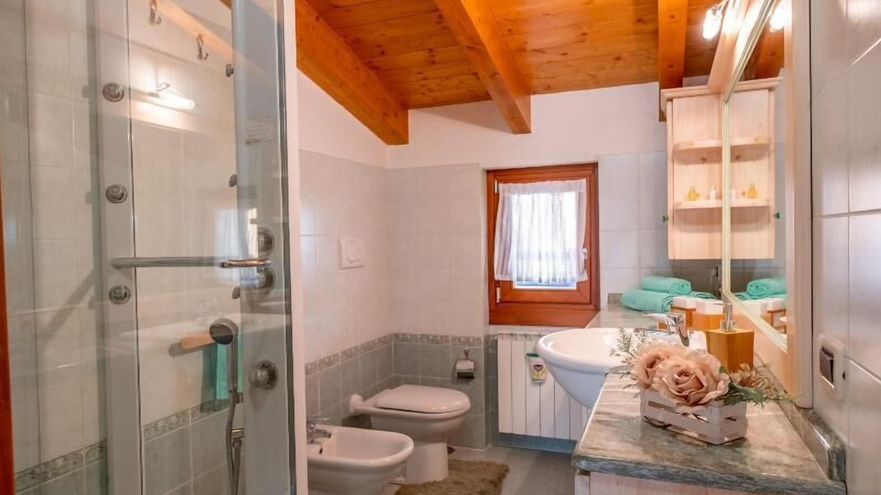 Photo of Bathroom in Colere