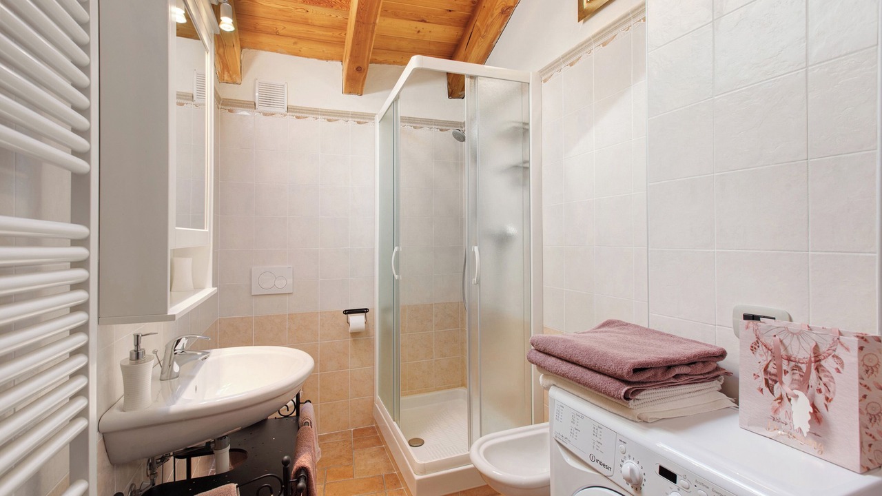 Photo of Bathroom in Aymavilles