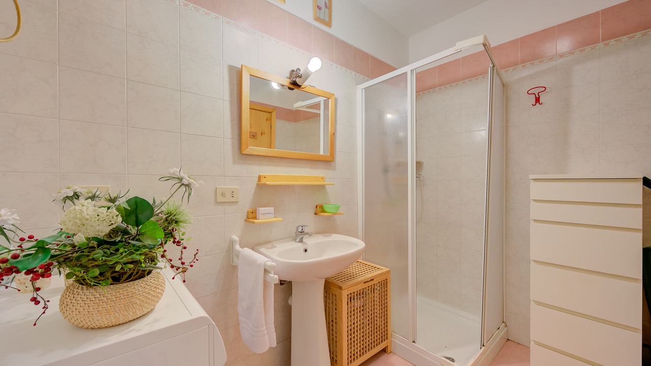 Photo of Bathroom in Grangesises