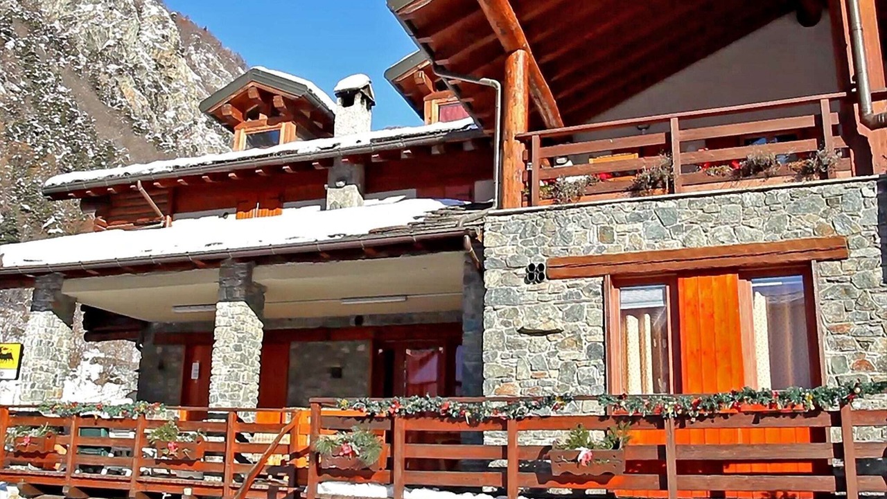 Photo of Outdoor in Antey-Saint-Andre