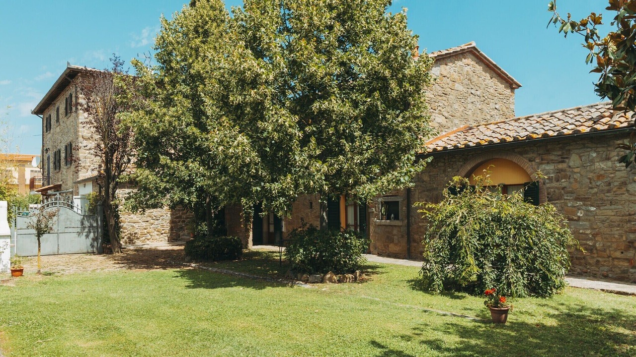 Photo of Outdoor in Camucia