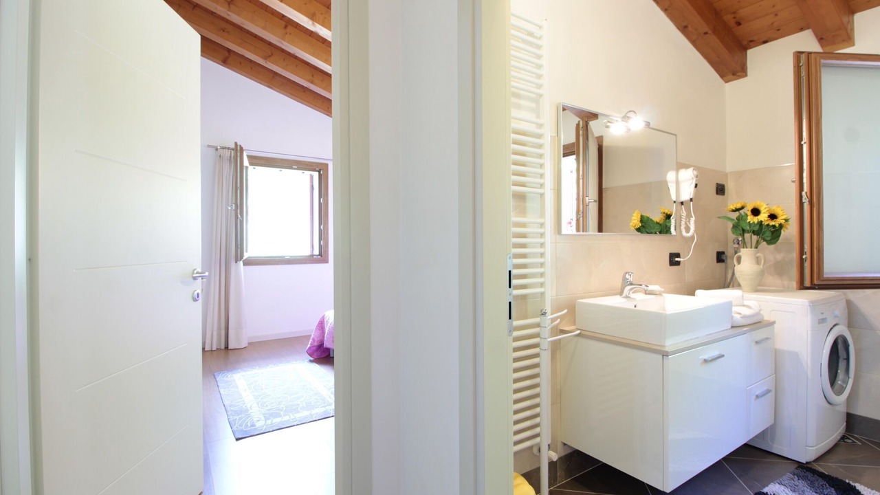 Photo of Bathroom in Miane
