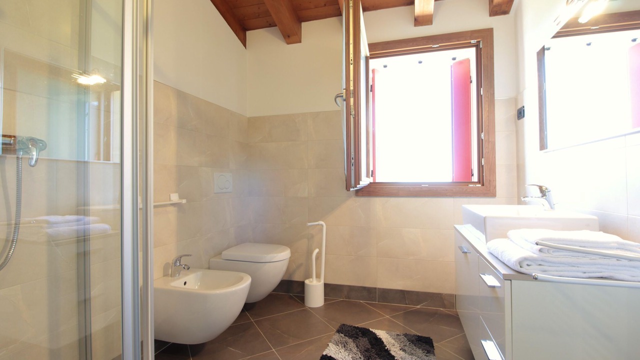 Photo of Bathroom in Miane