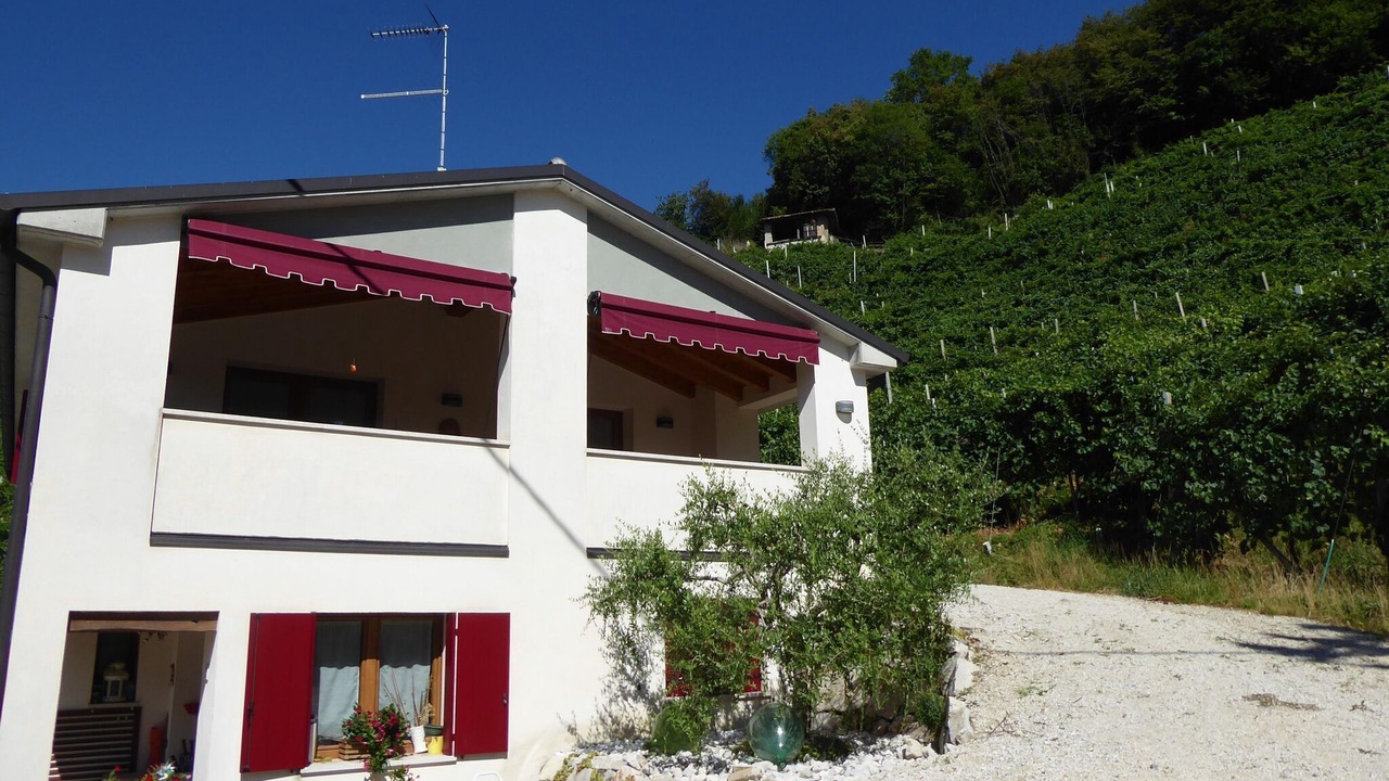 Photo of Outdoor in Miane
